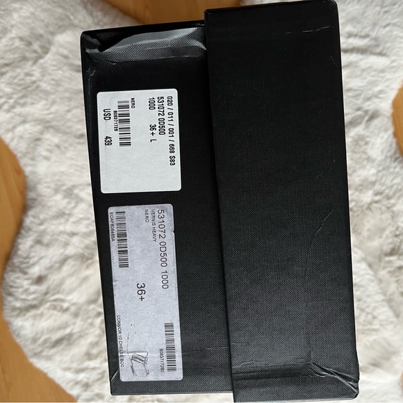 NEW Saint Laurent Connor 10 Chelse Booties - Picture 15 of 15